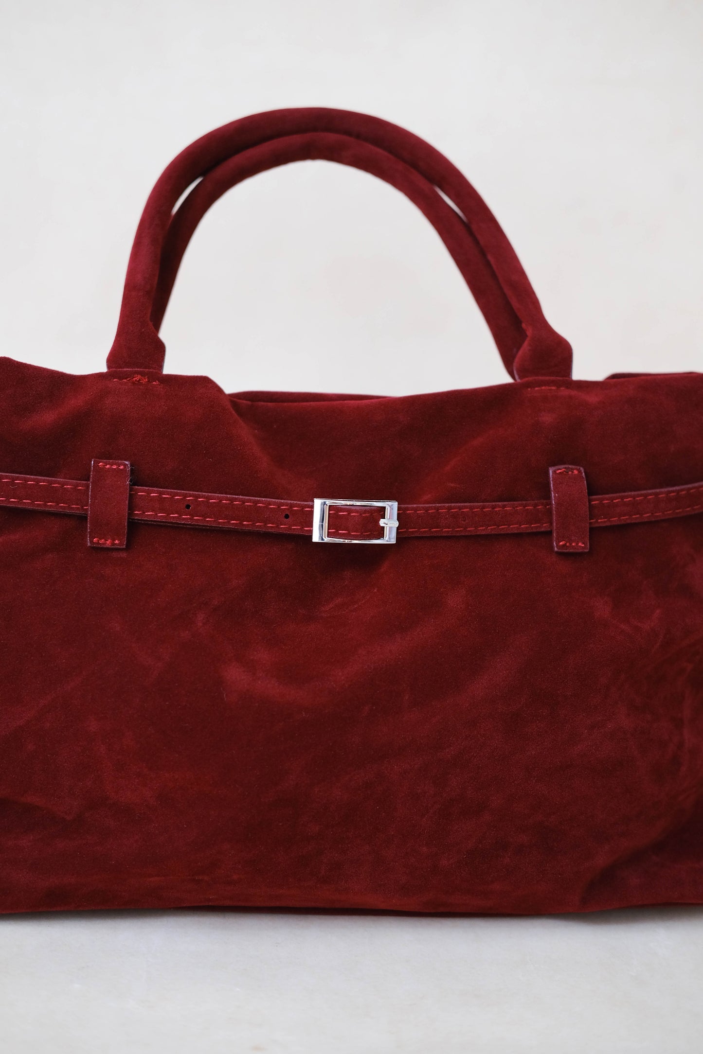 The Elegant Suede Bag In Cherry Red