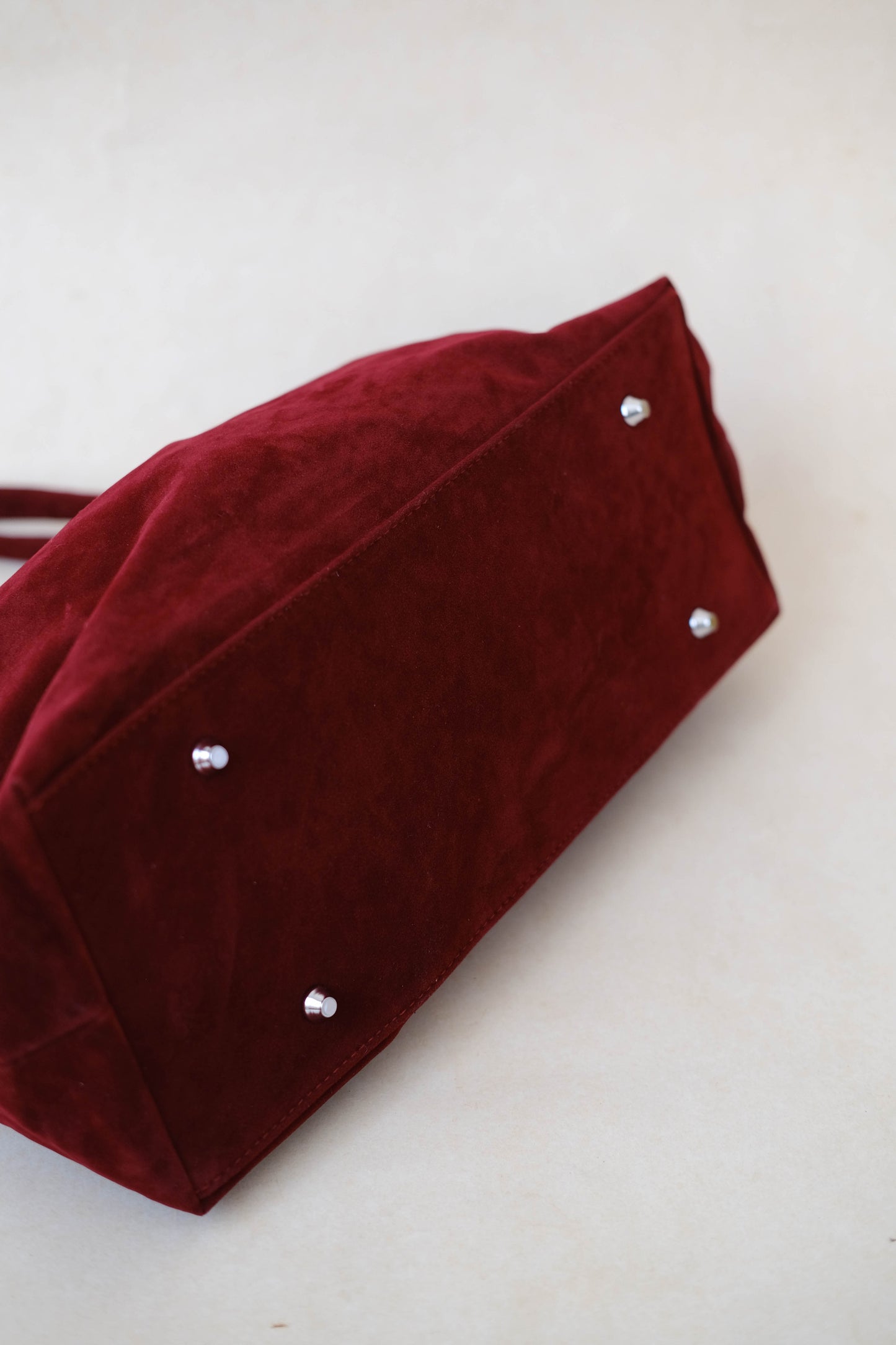 The Elegant Suede Bag In Cherry Red