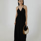 經典黑色 V 領袖背心連身裙