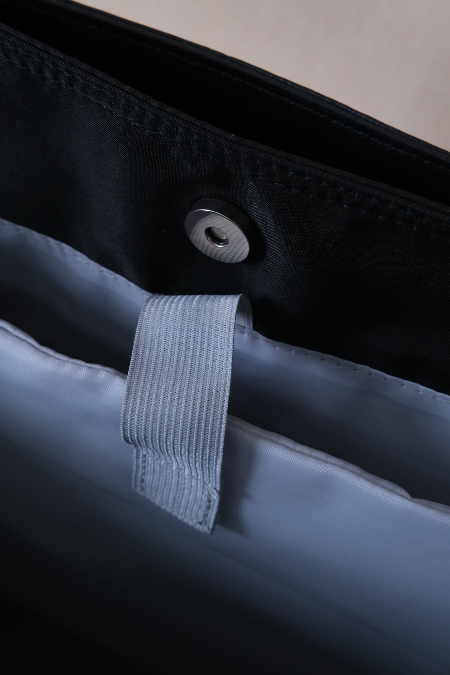 Classic Flow Laptop Bag + Mouse Bag In Classic Black