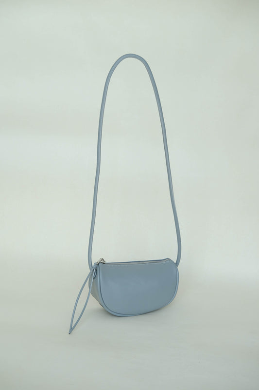 Half-moon saddle shoulder bag in grey blue