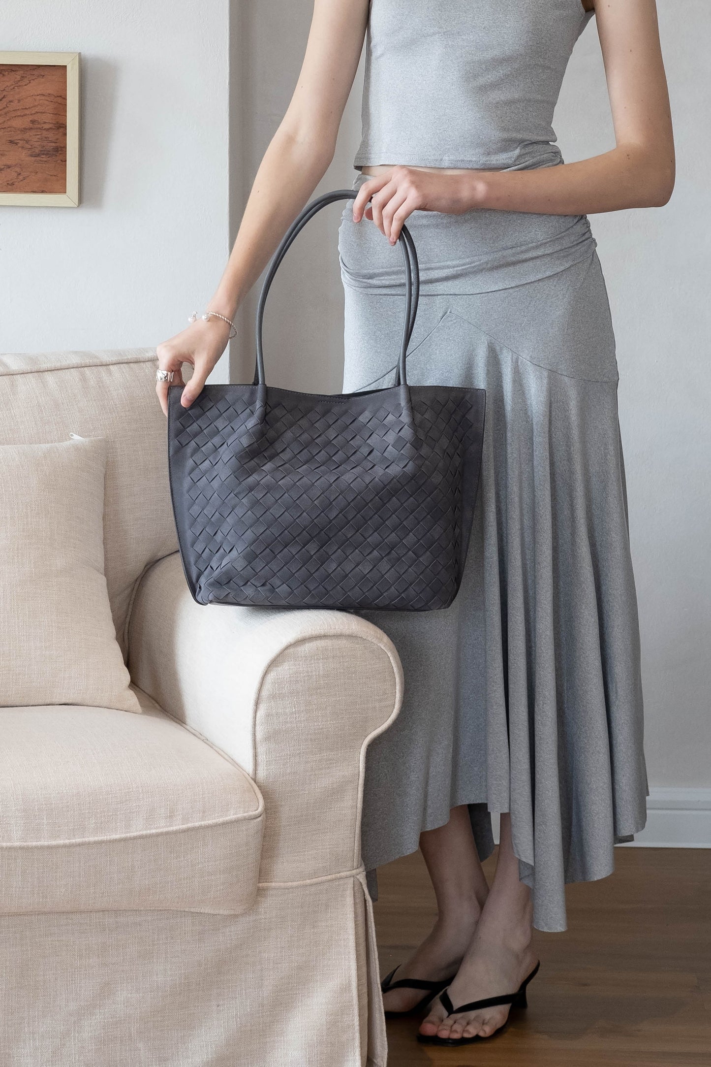The Artisan Grande Tote - Warm Gray