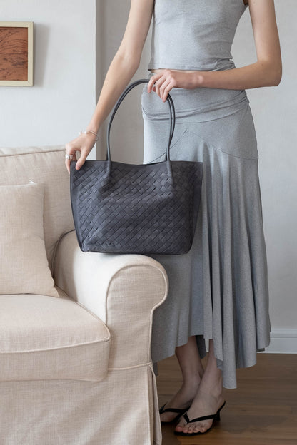 The Artisan Grande Tote - Warm Gray