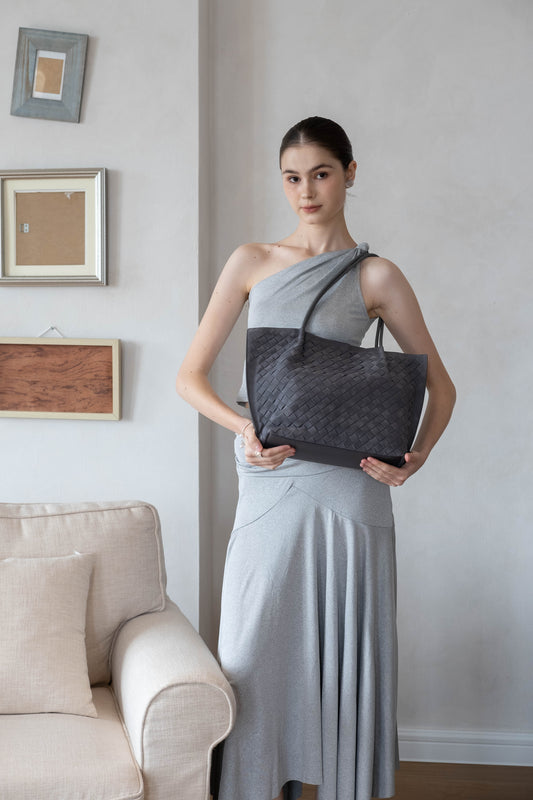 The Artisan Grande Tote - Warm Gray