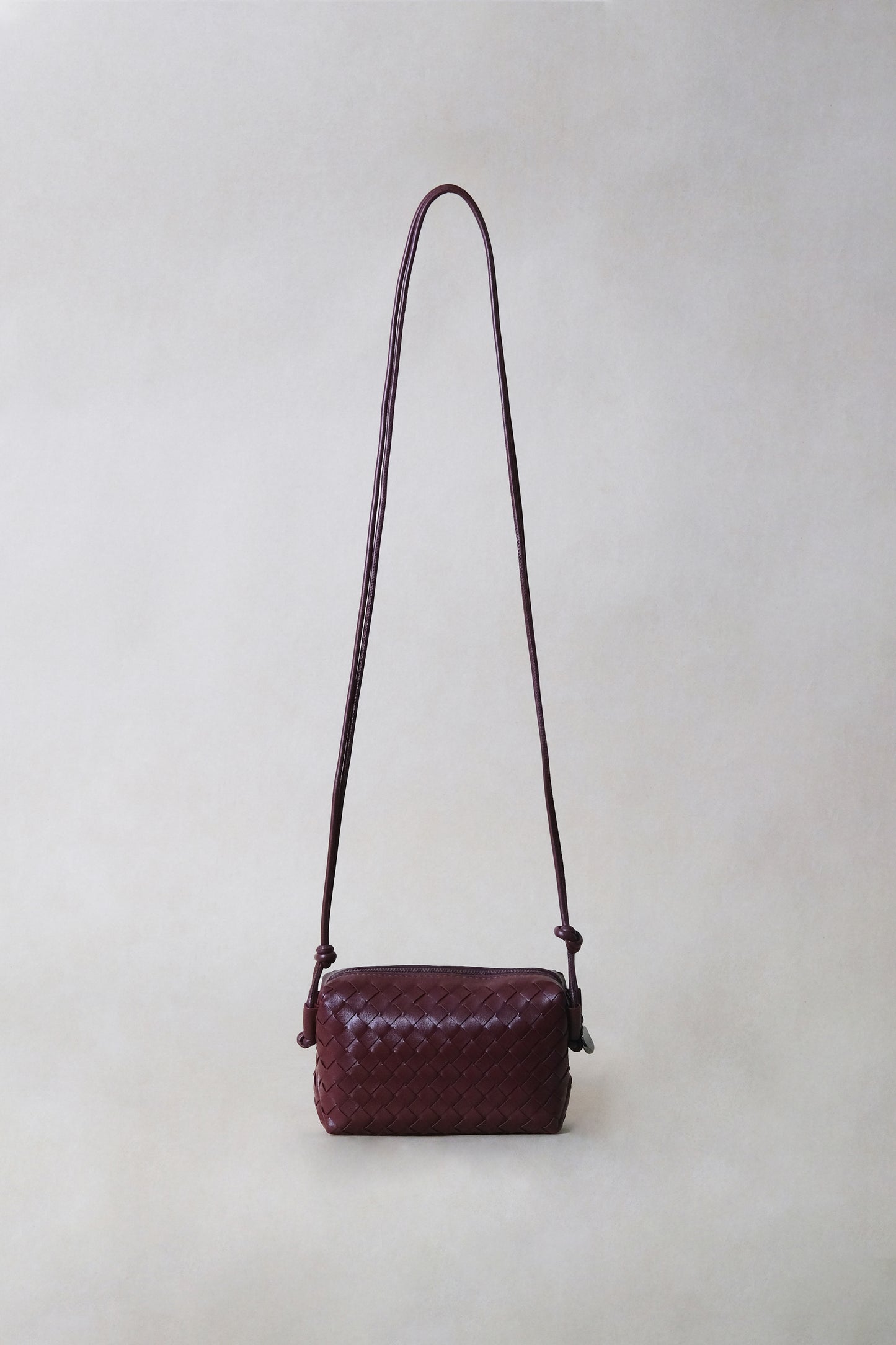 Artisan Elegance Box Bag - Shinny Wine Red
