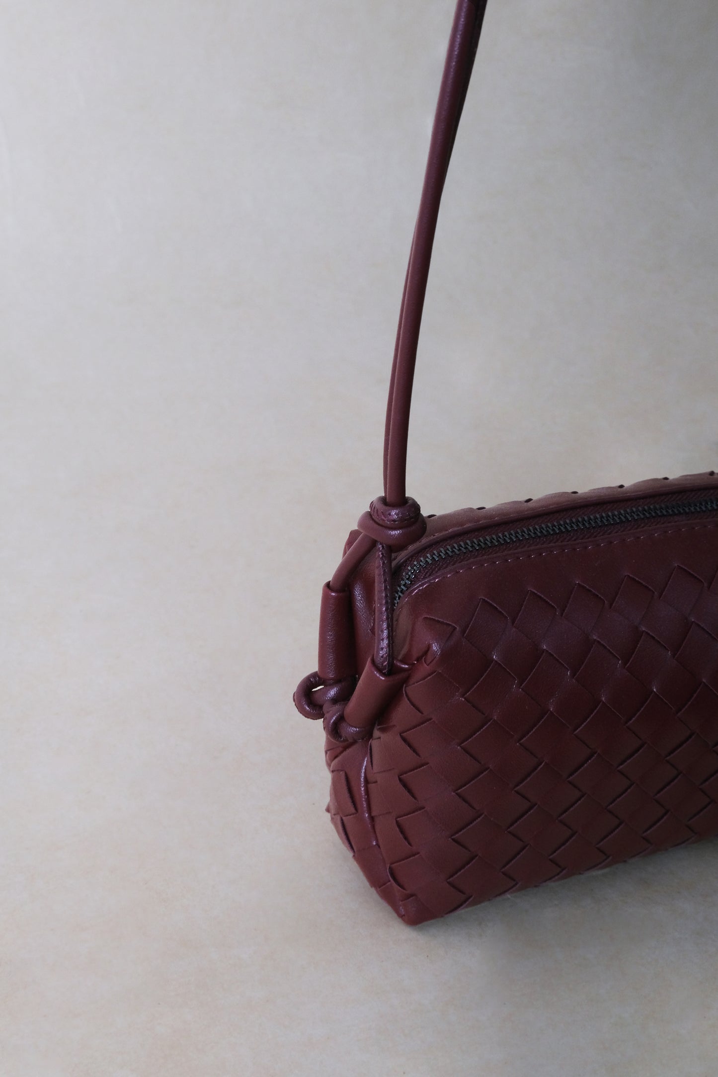 Artisan Elegance Box Bag - Shinny Wine Red