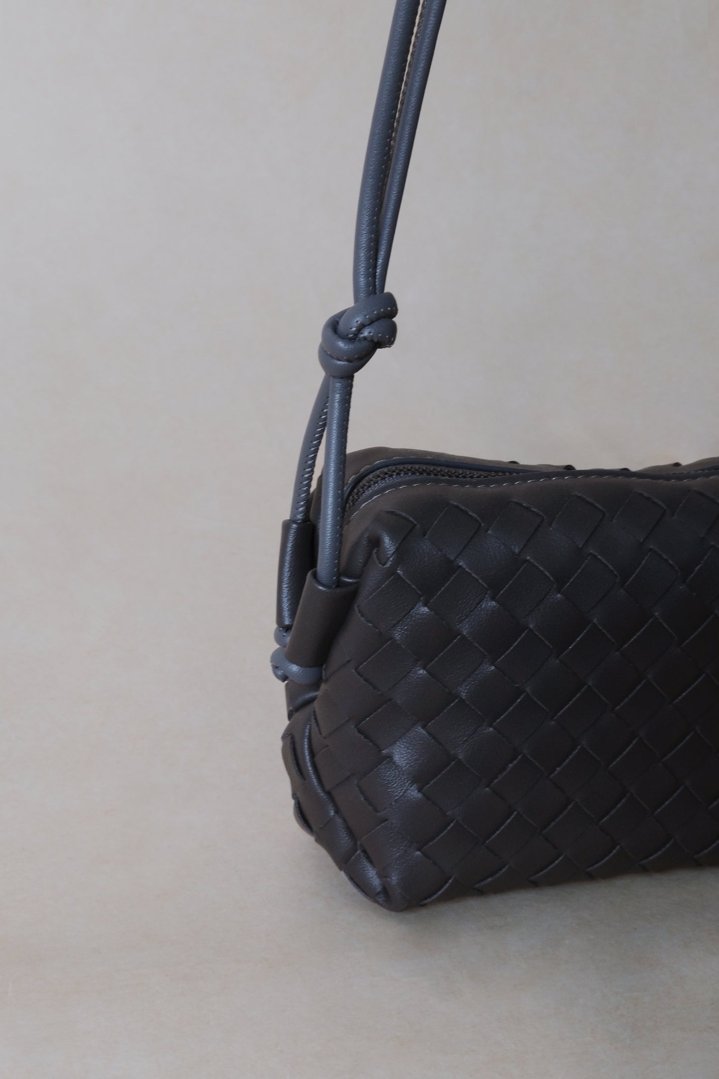 Artisan Elegance Box Bag - Gunmetal Gray