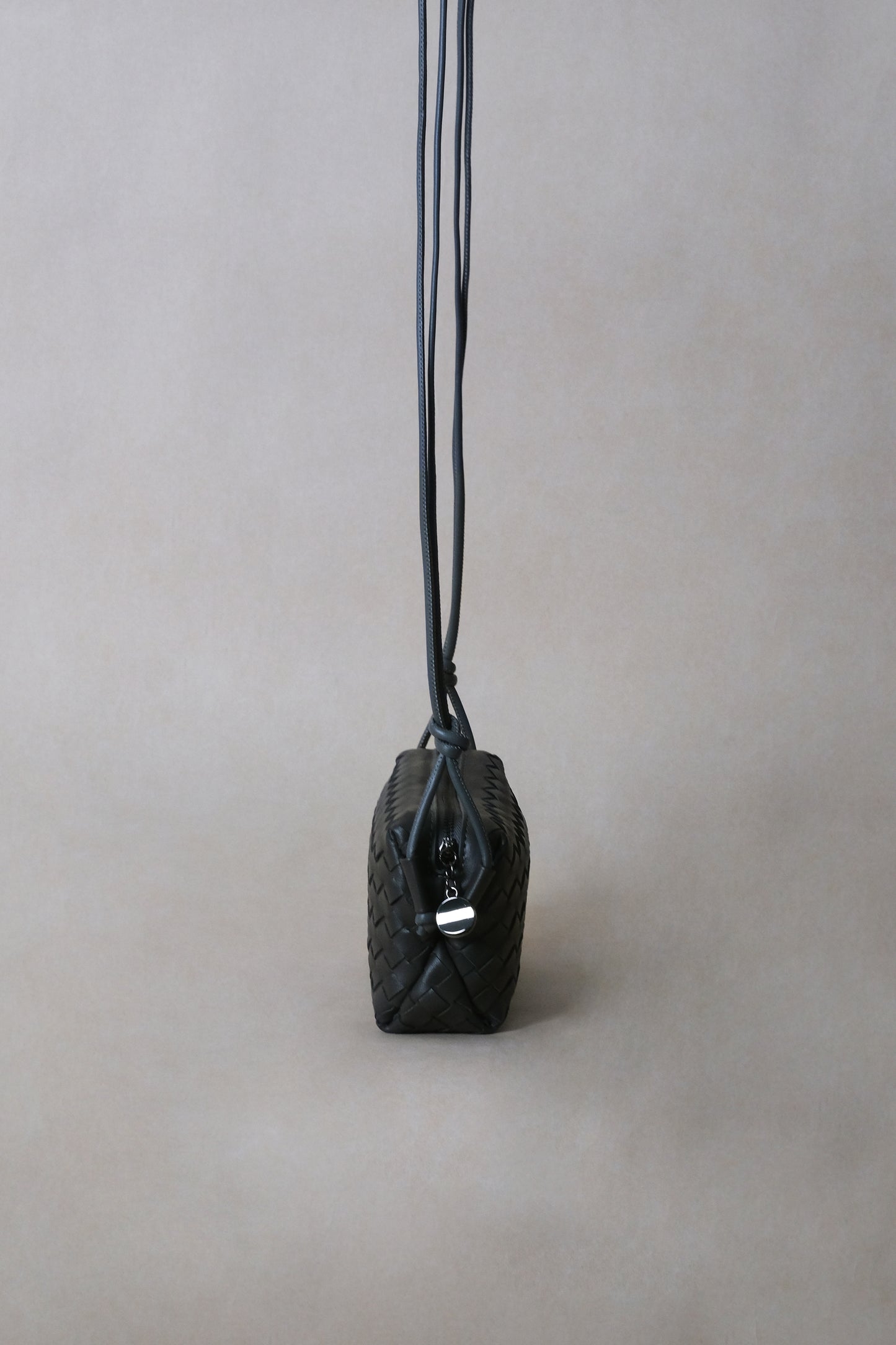 Artisan Elegance Box Bag - Gunmetal Gray