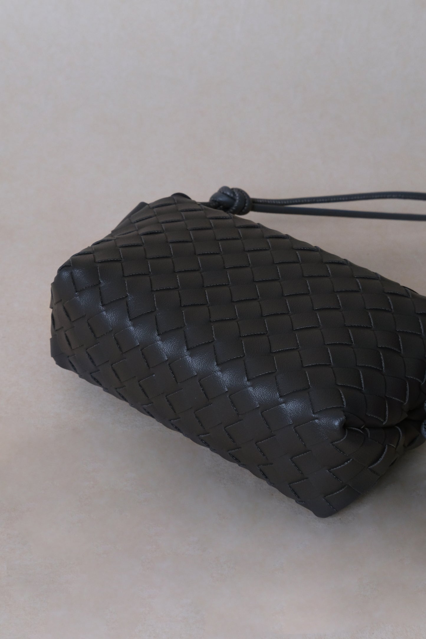 Artisan Elegance Box Bag - Gunmetal Gray