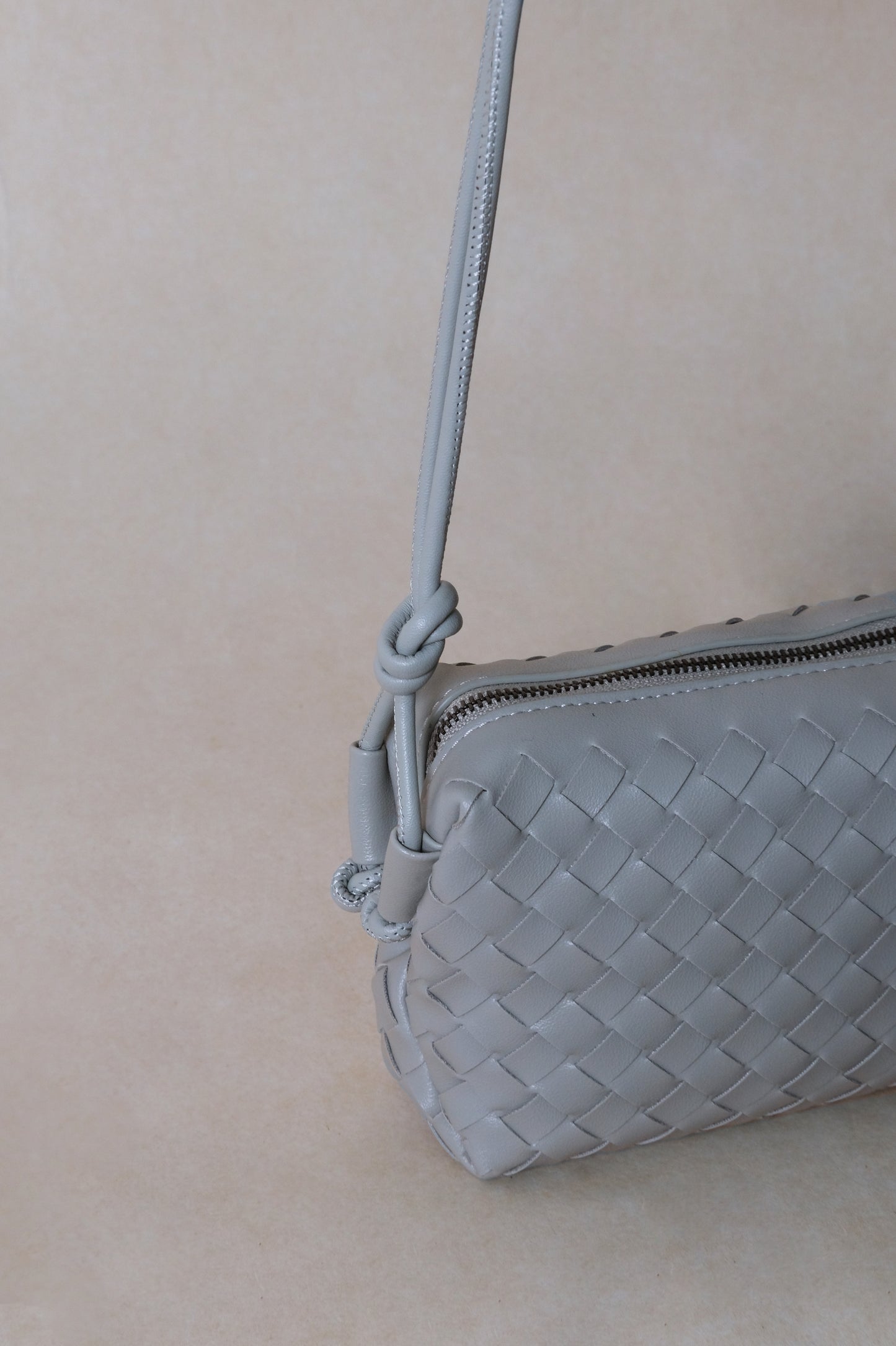 Artisan Elegance Box Bag - Agate Grey