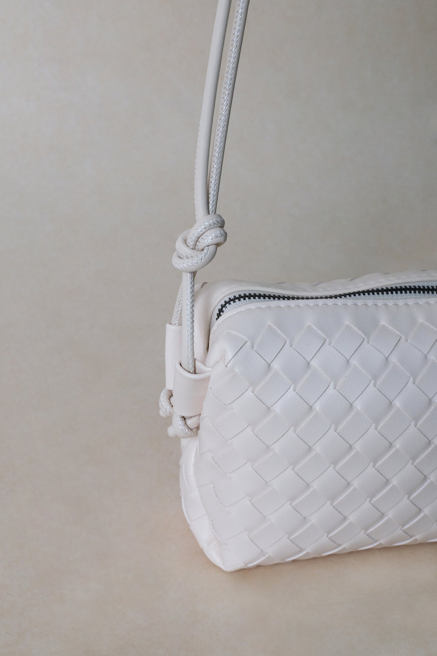 Artisan Elegance Box Bag - Cream White