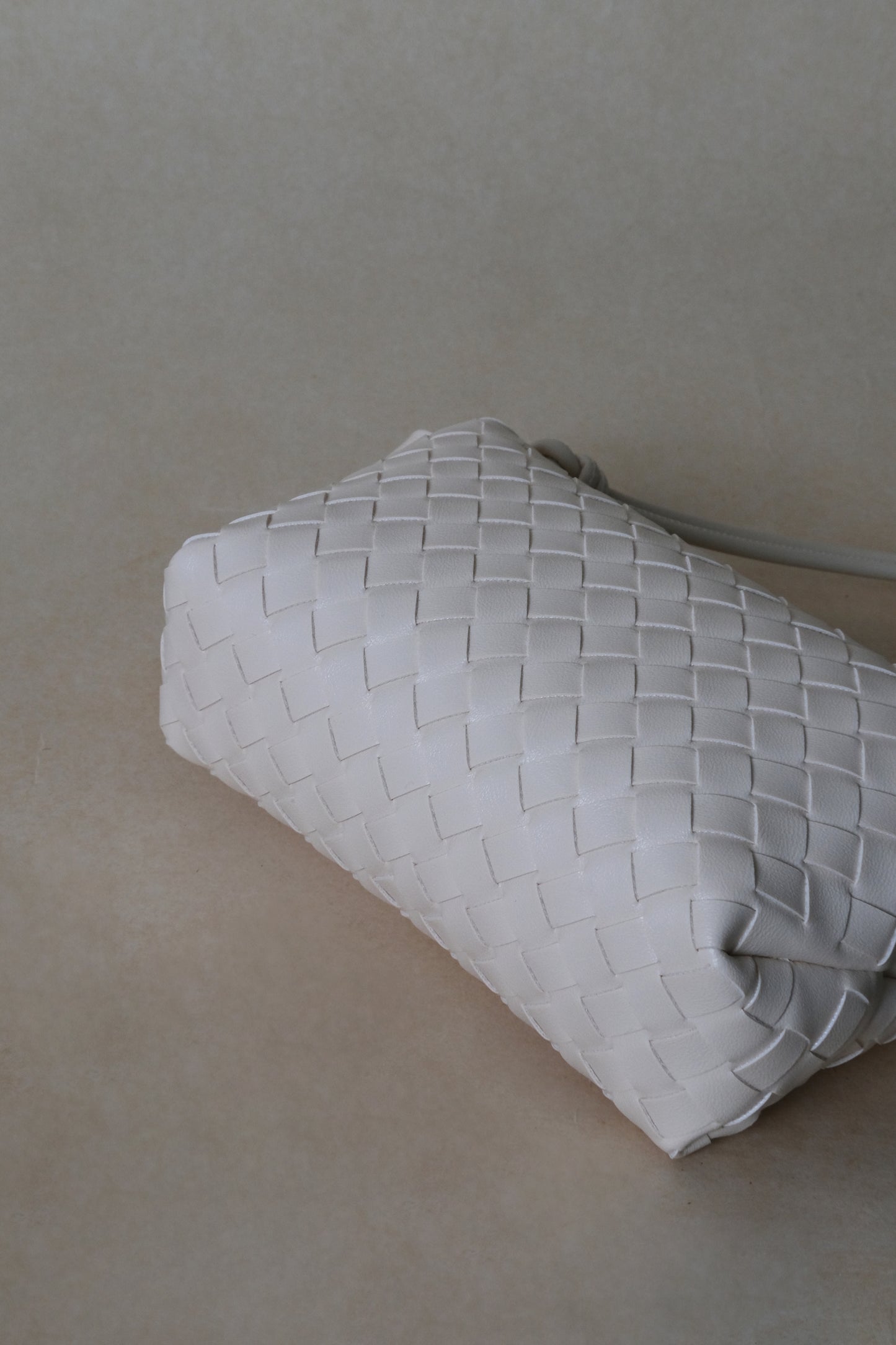 Artisan Elegance Box Bag - Cream White