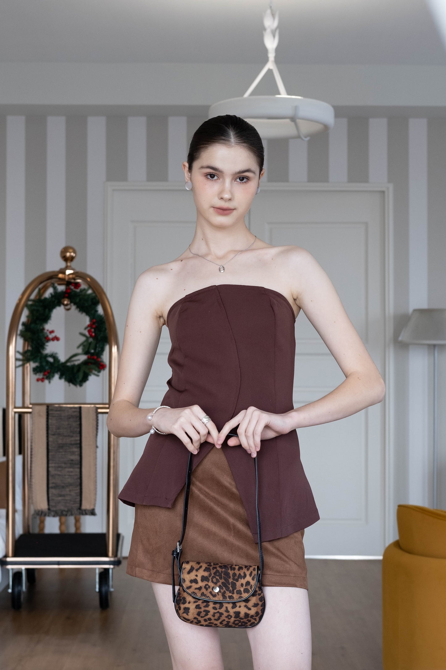 Retro Chic Suede Pencil Skirt