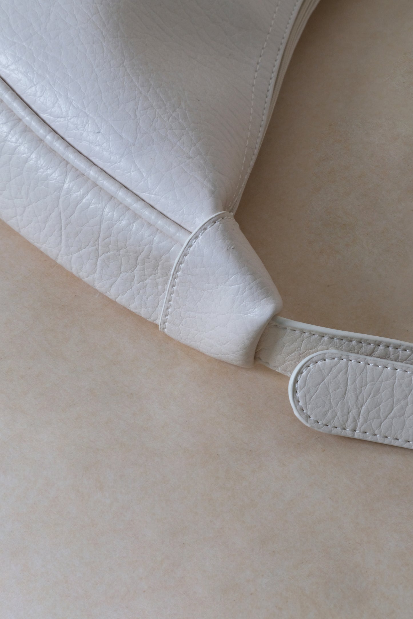 Everyday Soft Dumpling Bag - Cream White