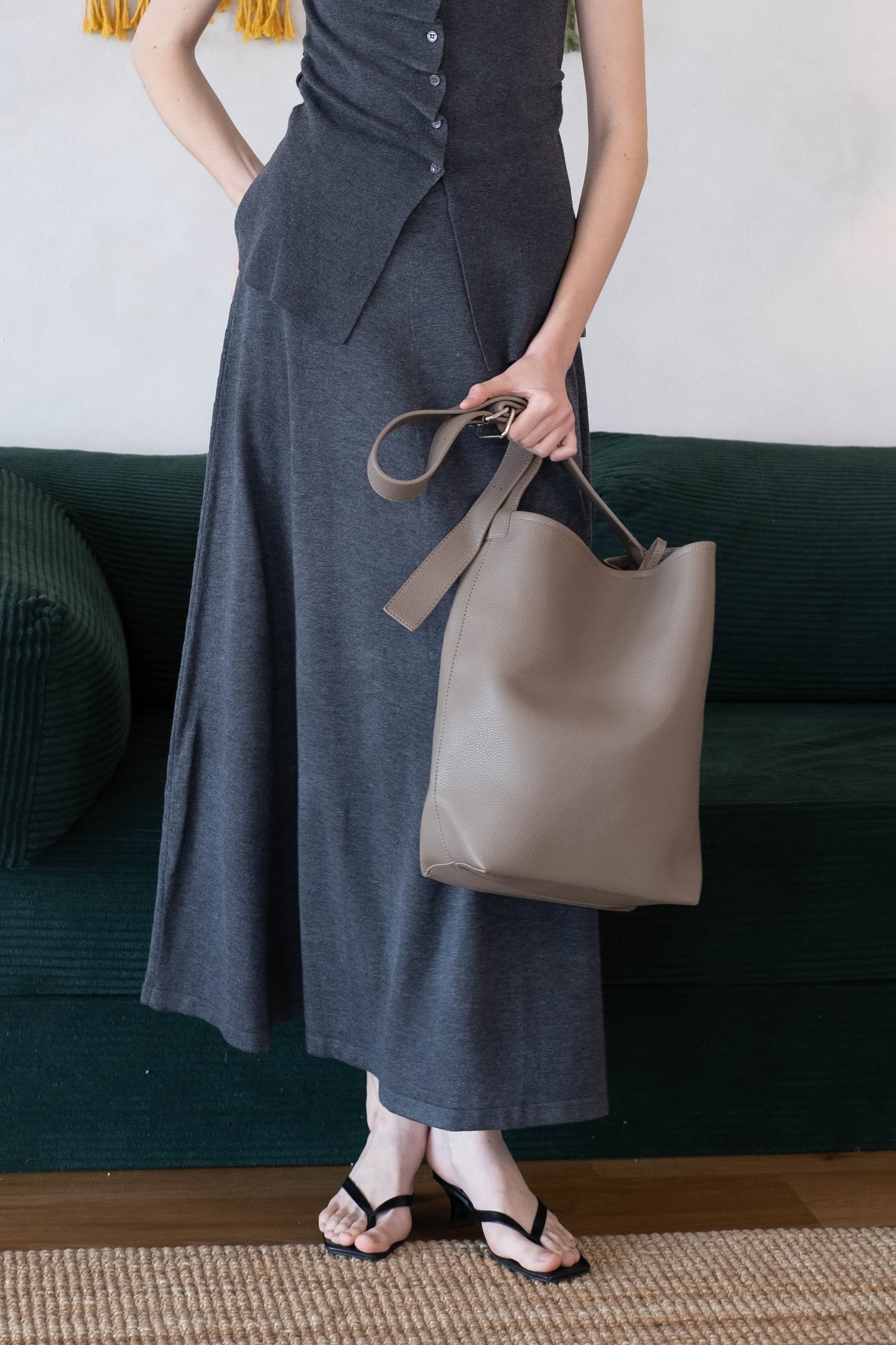 The Alira Bucket - Mud