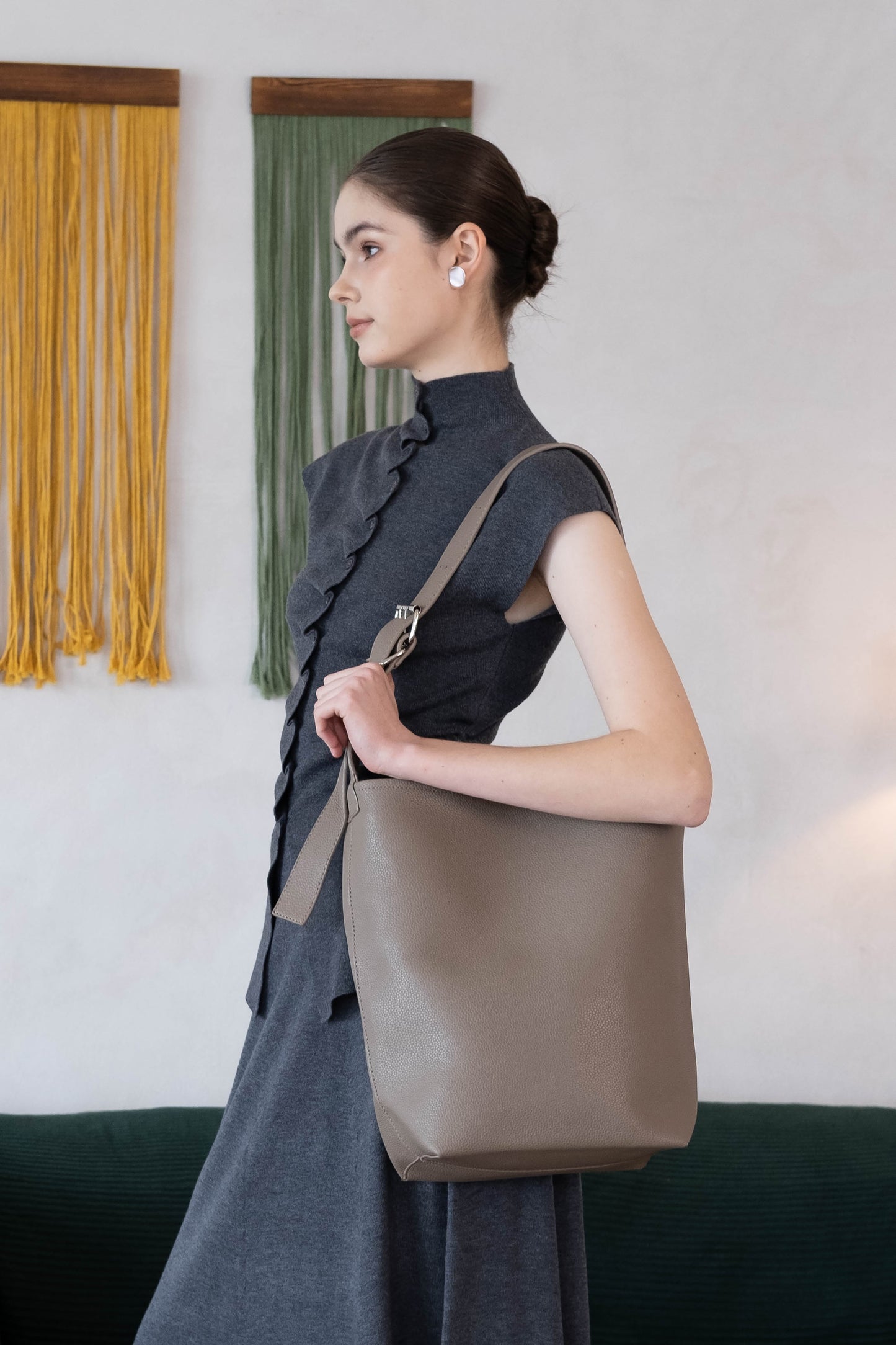 The Alira Bucket - Mud