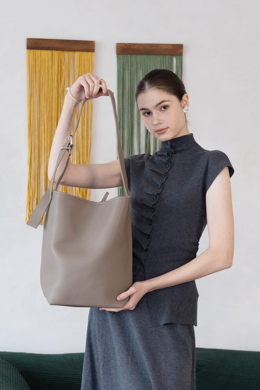 The Alira Bucket - Mud