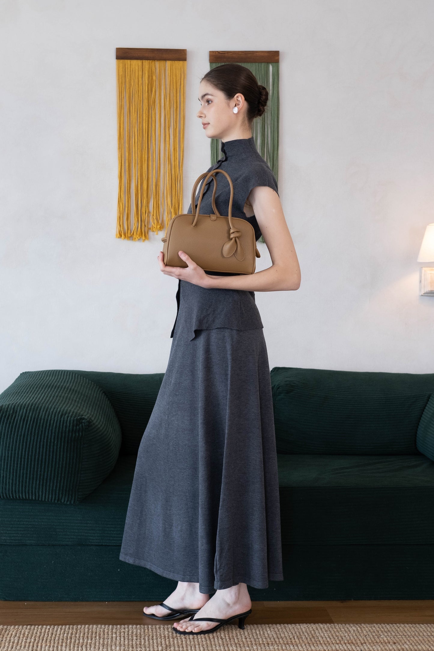The Léonie Boston Bag - Khaki