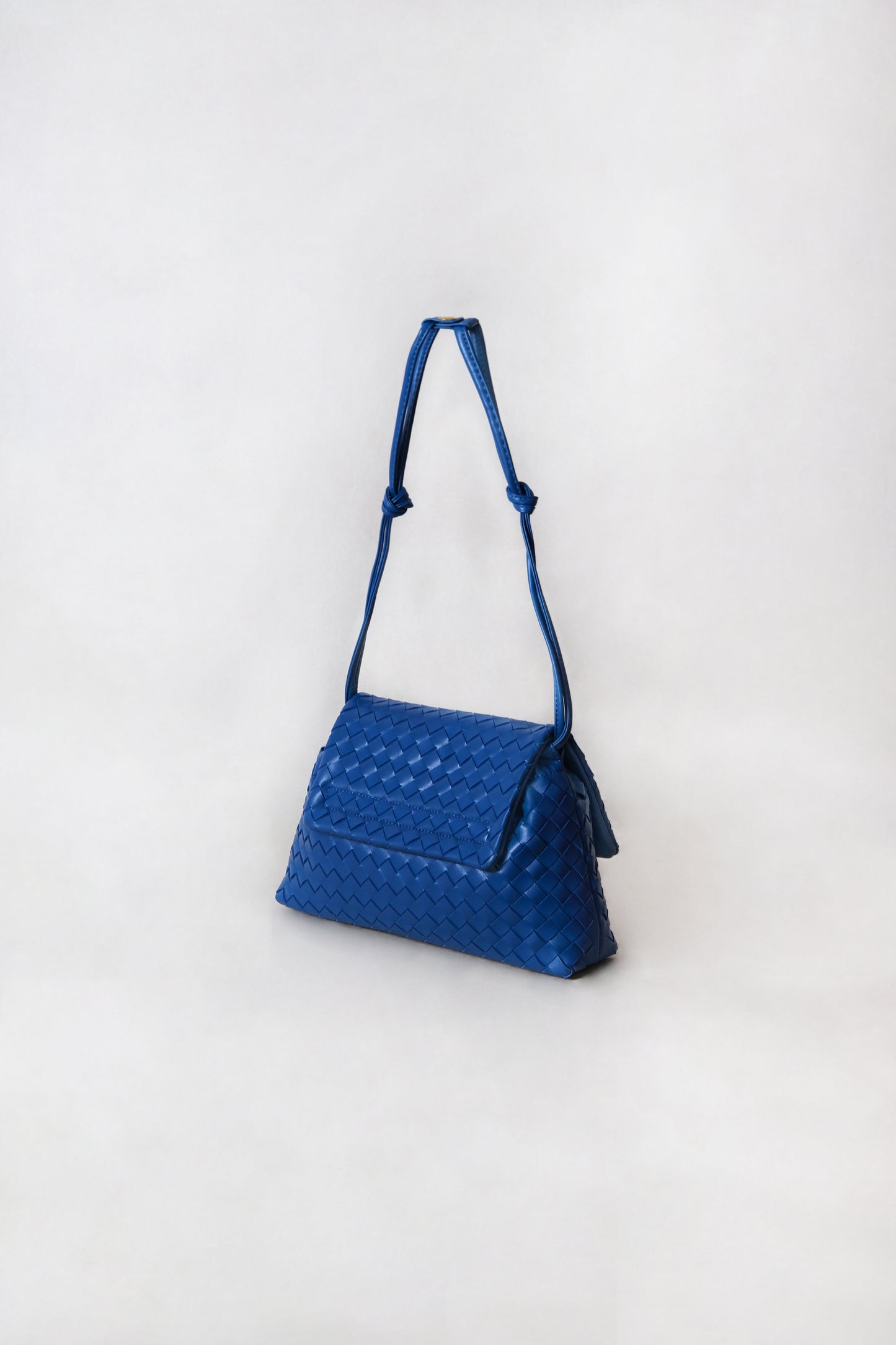 Artisan Classic Messenger Bag - Berlin Blue
