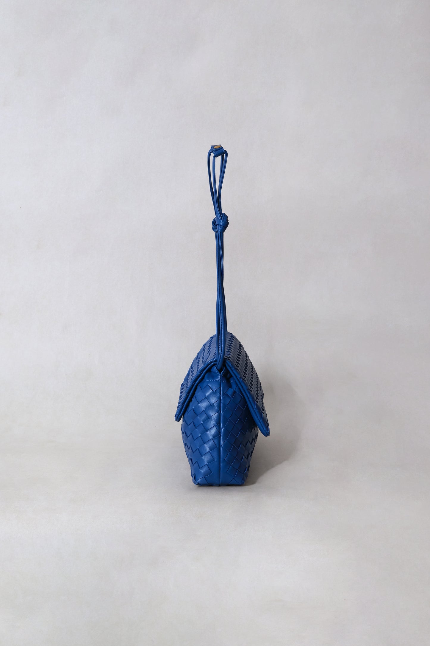 Artisan Classic Messenger Bag - Berlin Blue