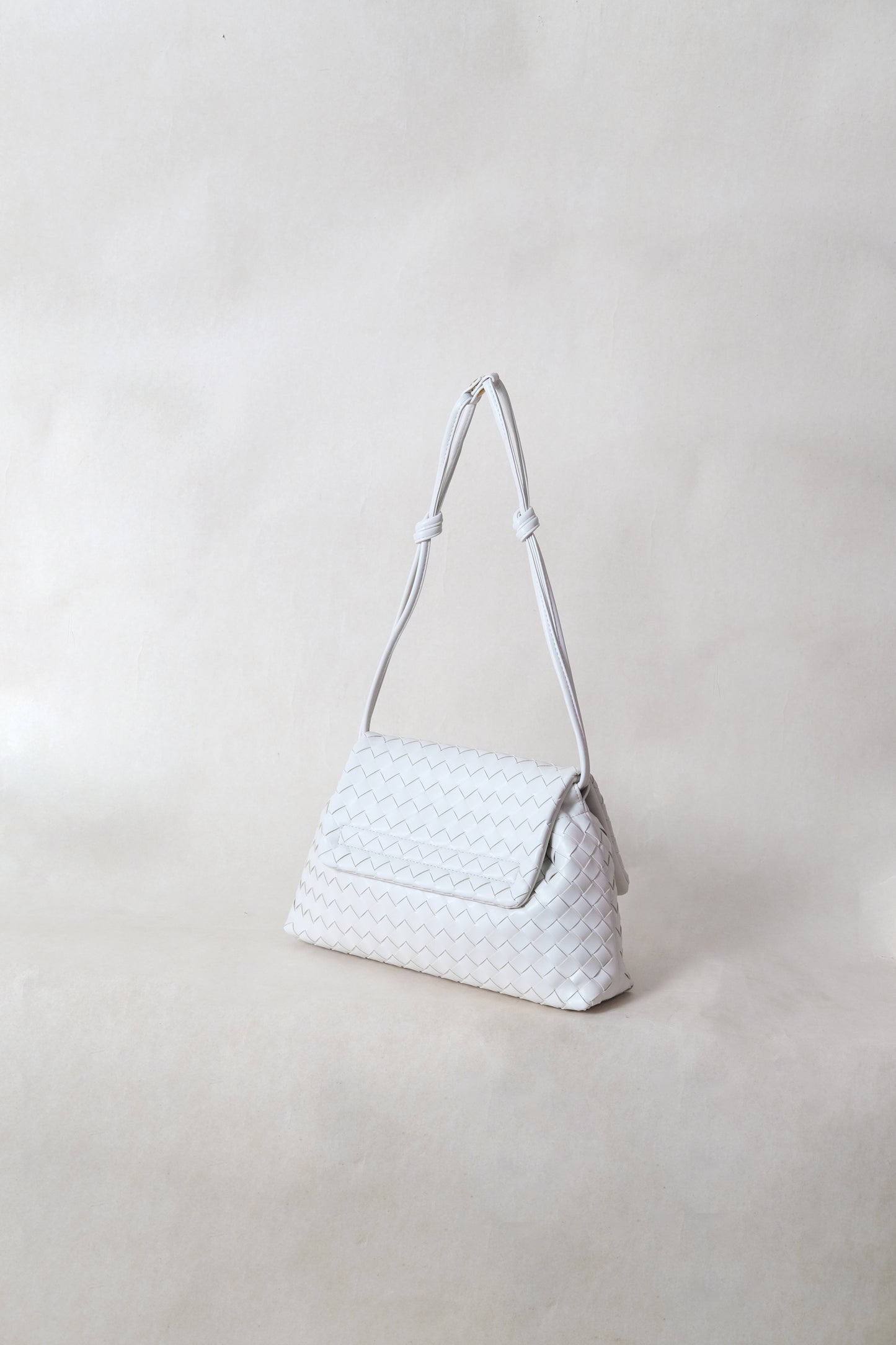 Artisan Classic Messenger Bag - Cream White