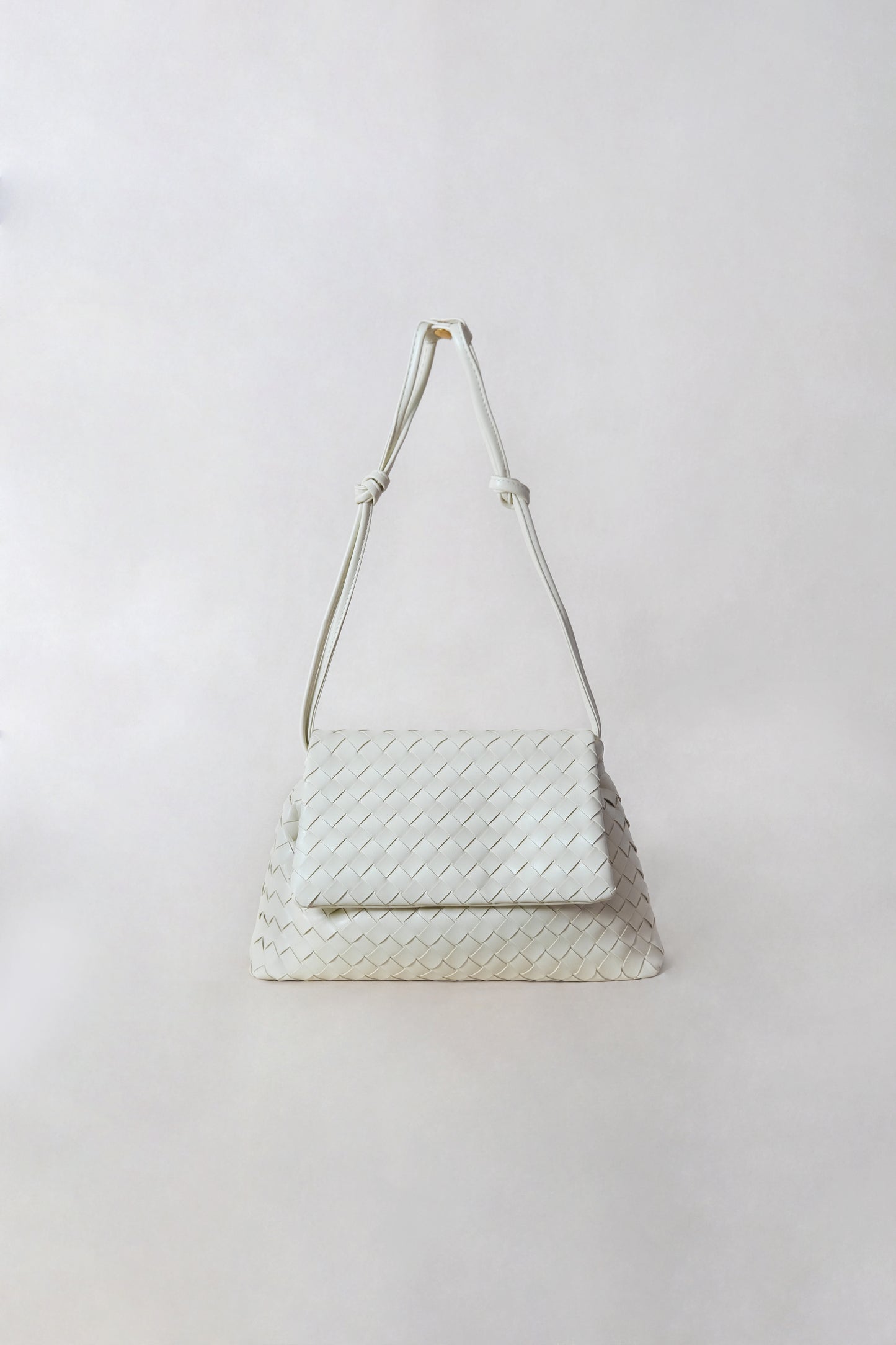 Artisan Classic Messenger Bag - Cream Yellow
