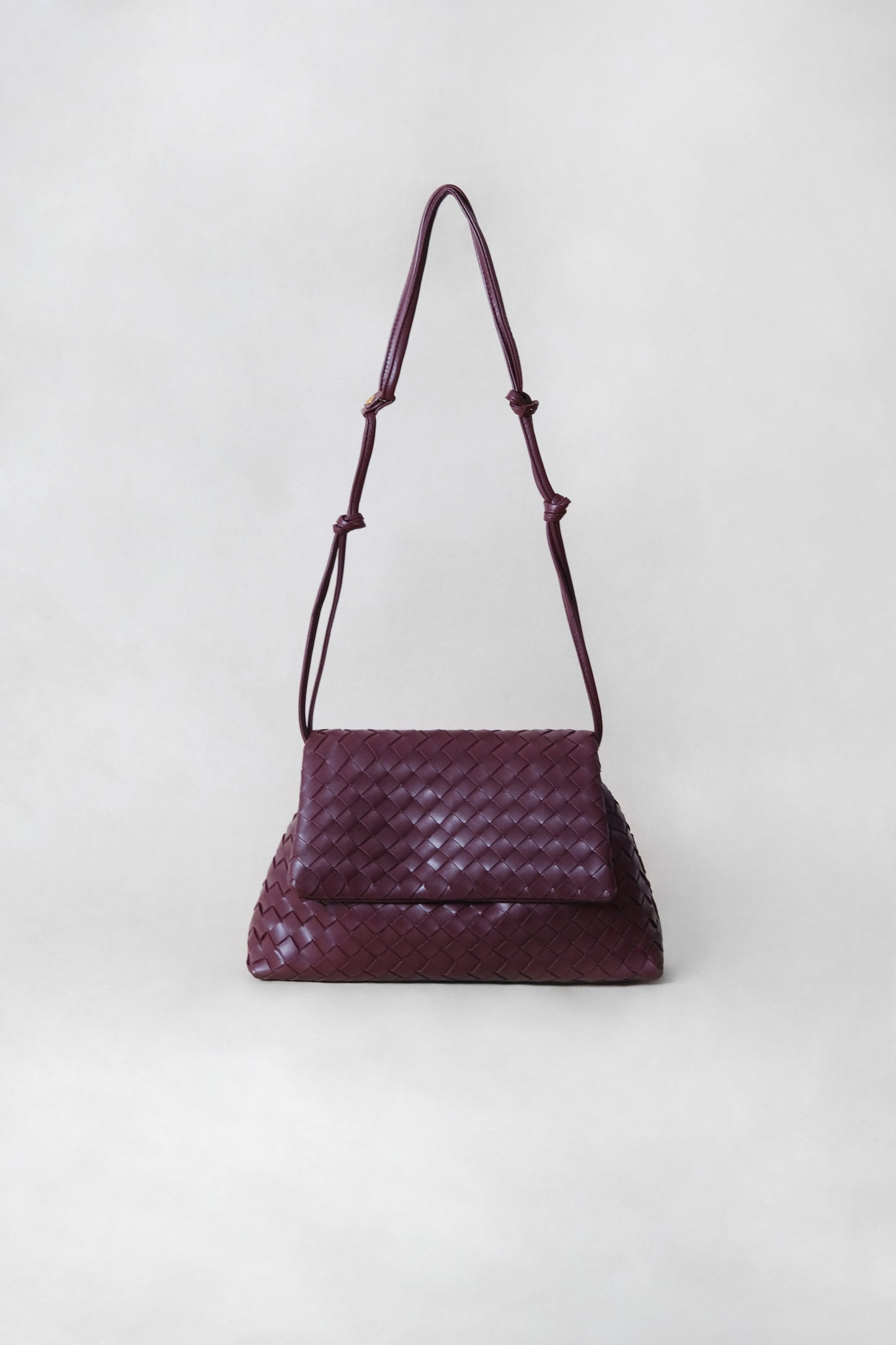 Artisan Classic Messenger Bag - Shinny Wine Red
