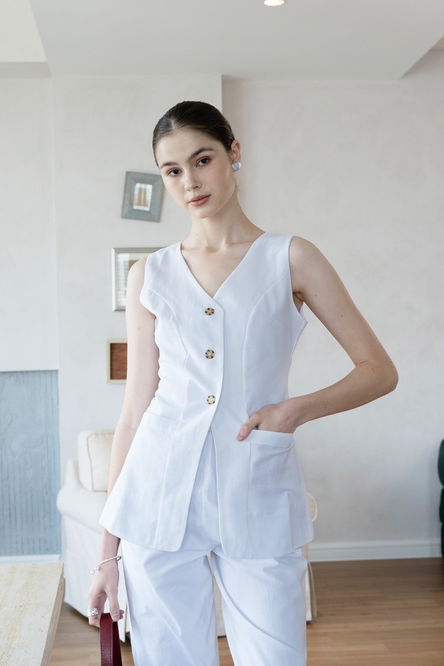 Classic Contour Vest & Trouser Set - White