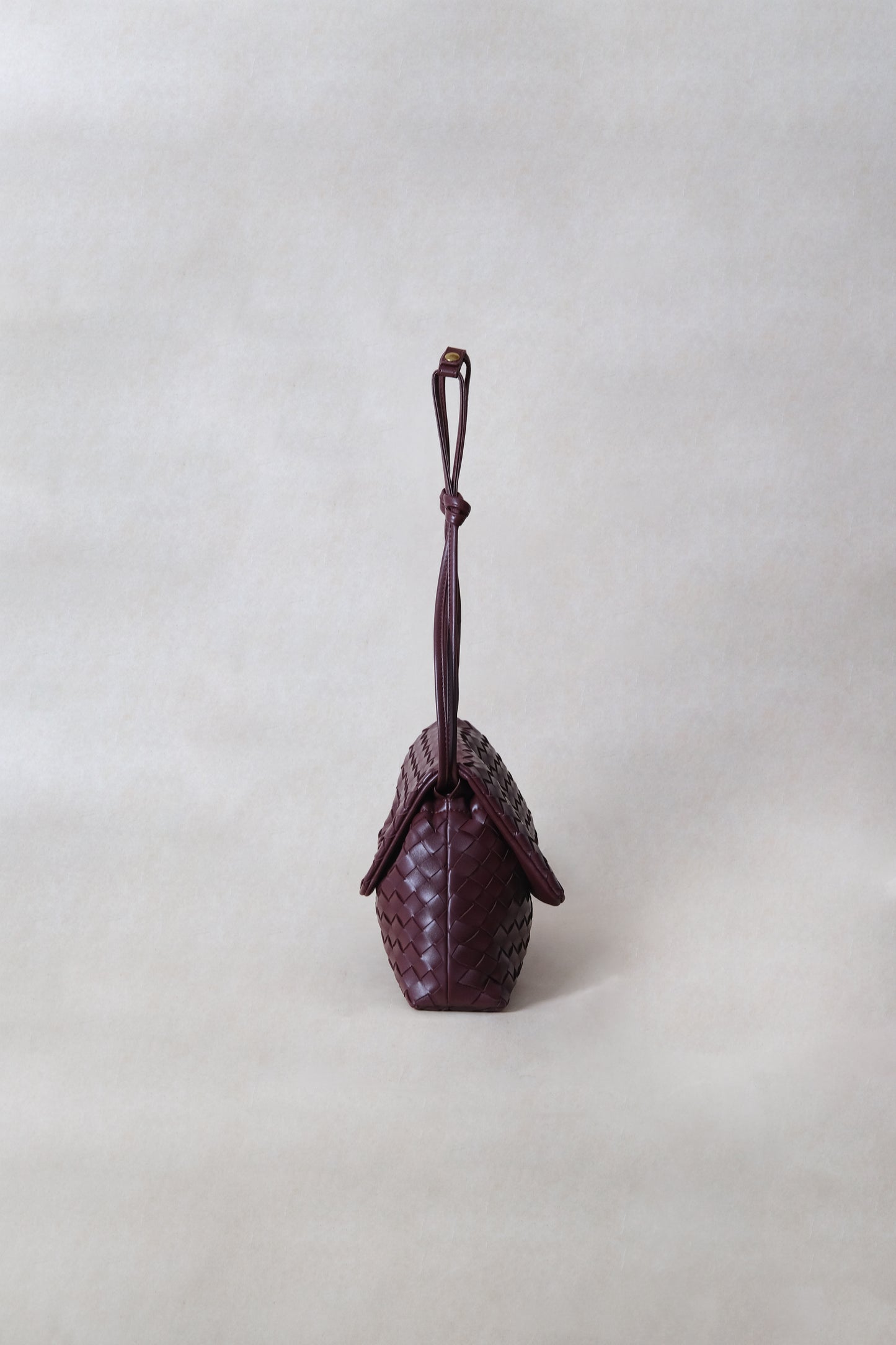 Artisan Classic Messenger Bag - Shinny Wine Red