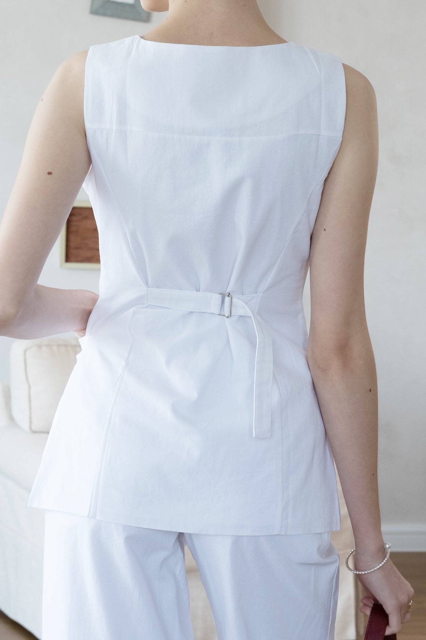 Classic Contour Vest & Trouser Set - White