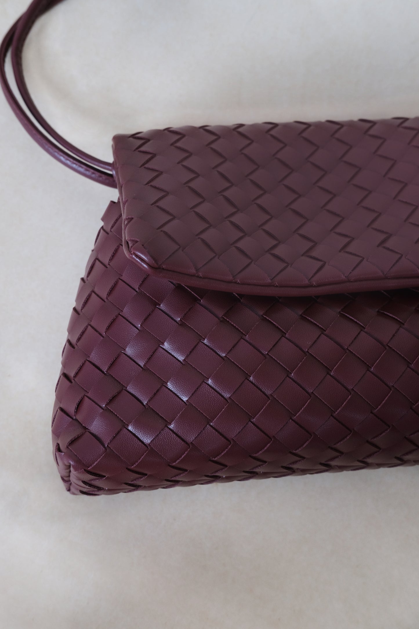 Artisan Classic Messenger Bag - Shinny Wine Red