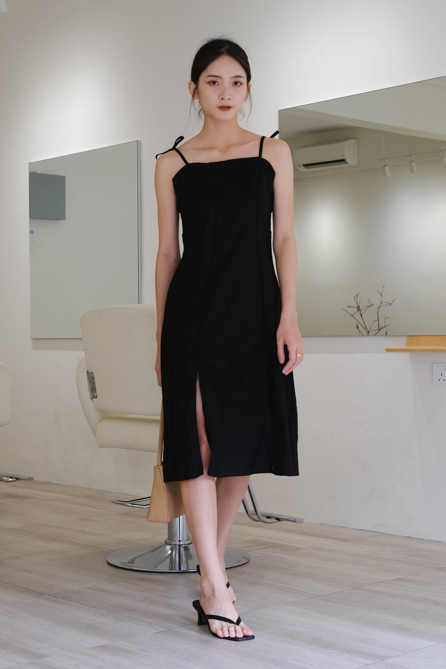 Linen waist strap dress in classic black