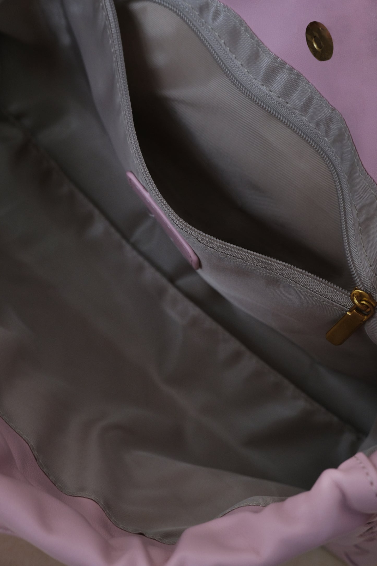Artisan Classic Messenger Bag - Lotus Pink