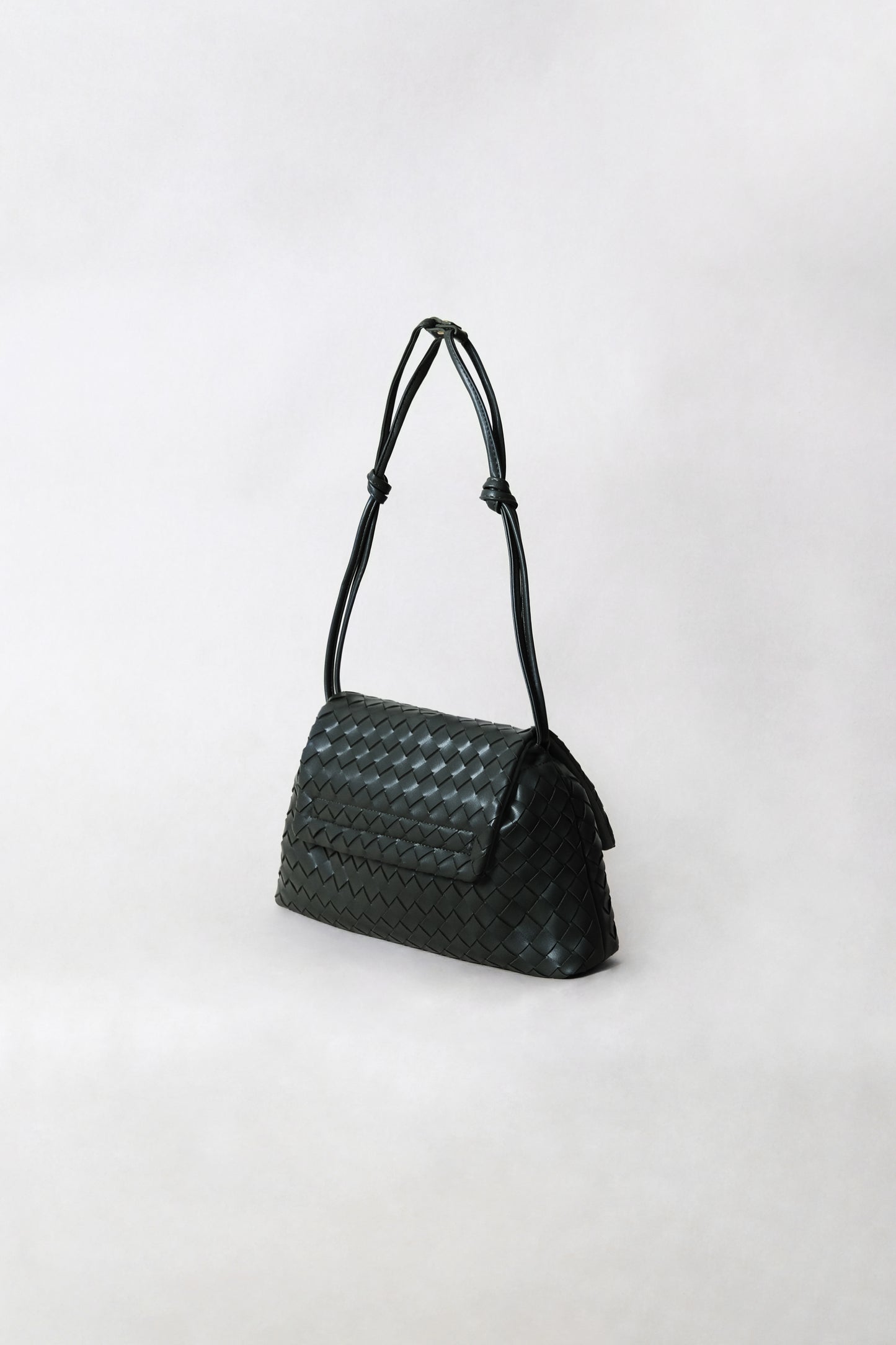 Artisan Classic Messenger Bag - Beech