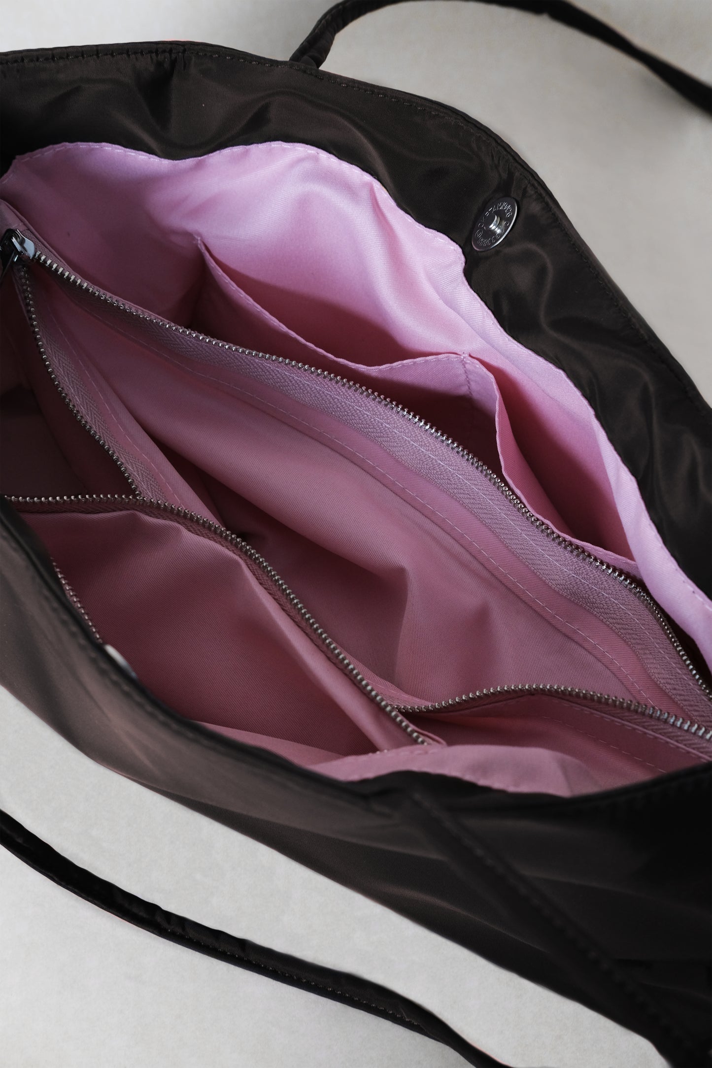 Classic Avenue Tote - Coffee (With Charm)