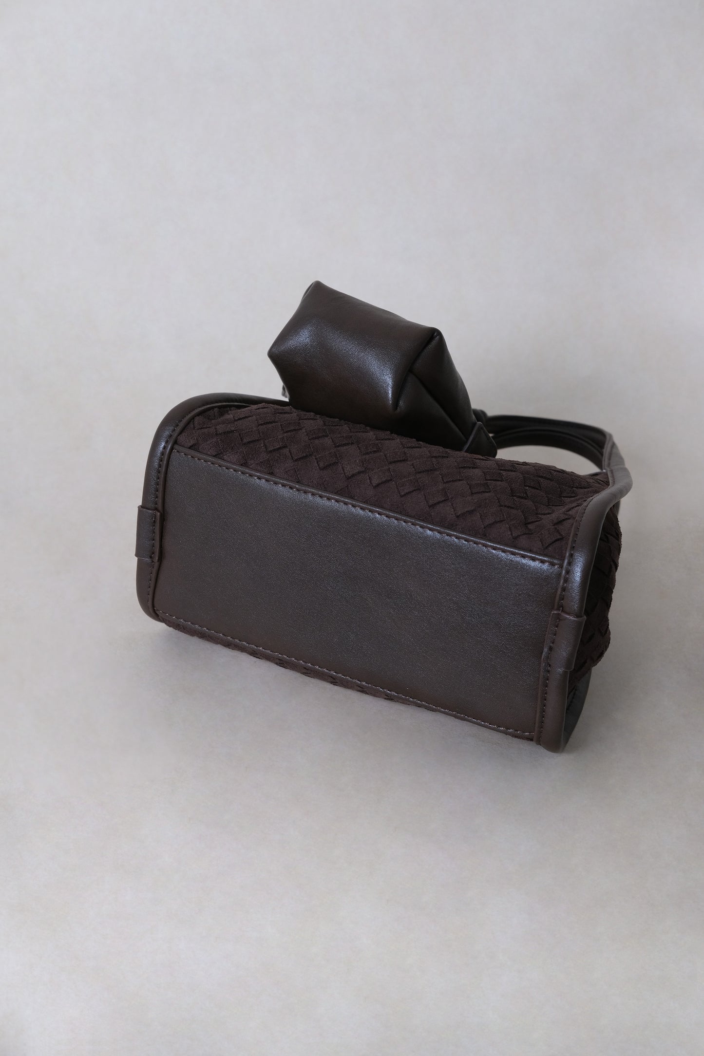 Artisan Grace Basket Bag - Coffee