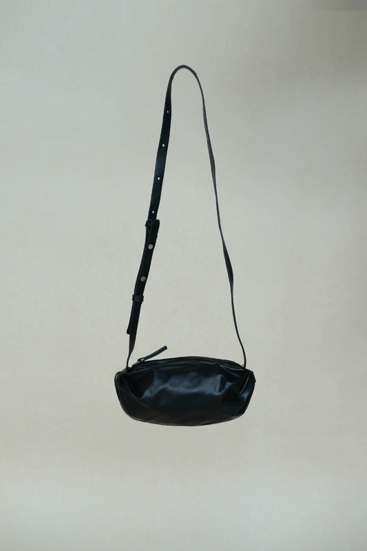 PU half-moon dumpling bag in Classic black