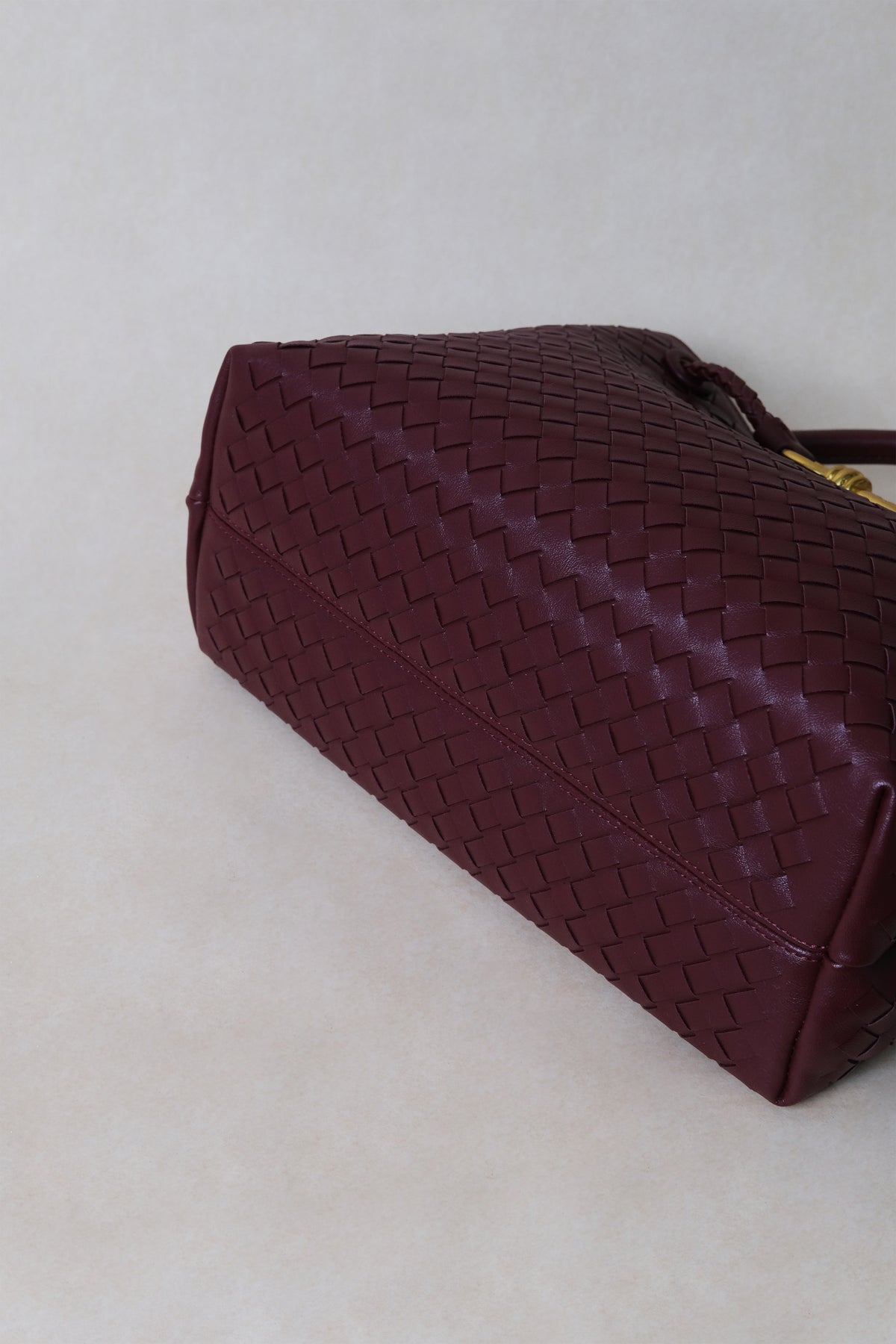 Large Artisan Grace Tote - Shinny Wine Red