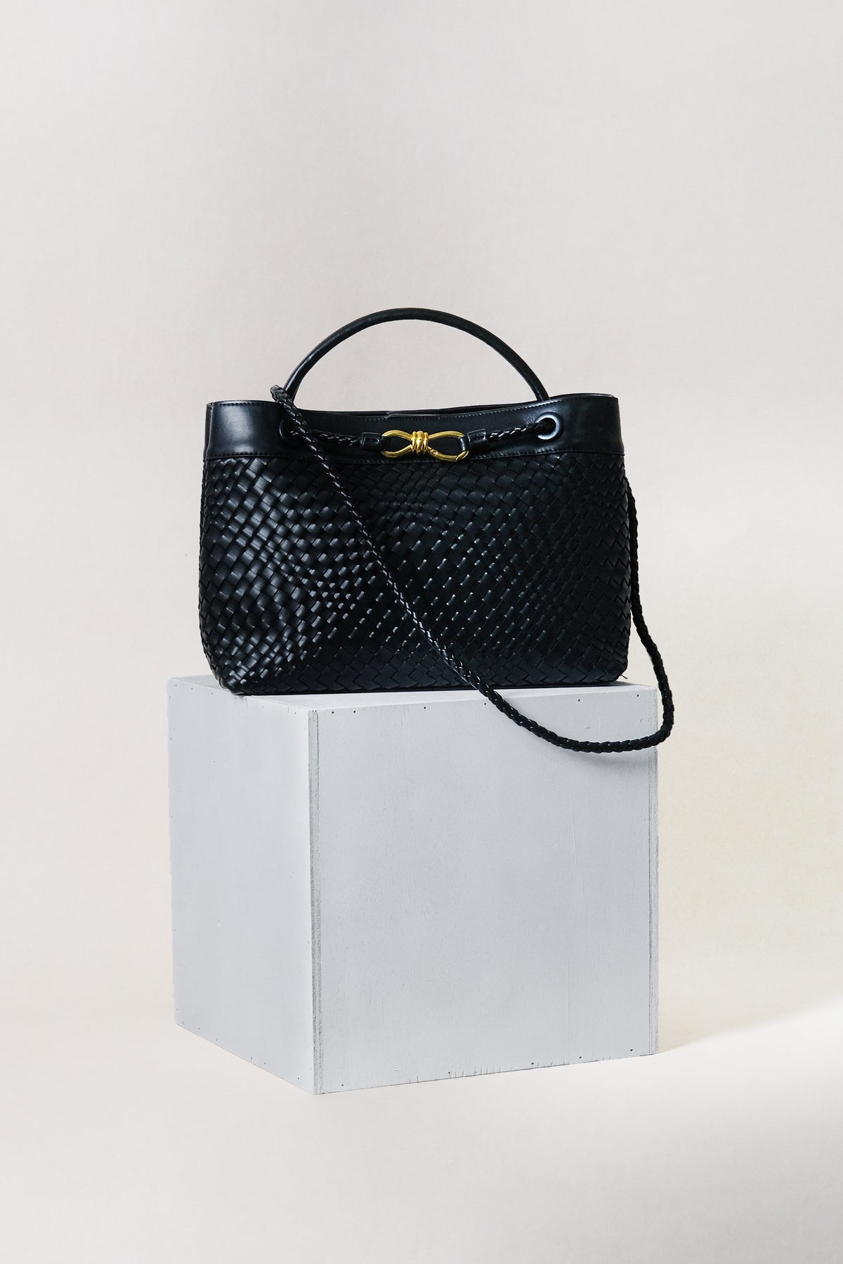 Large Artisan Grace Nouveau Tote – Shinny Black