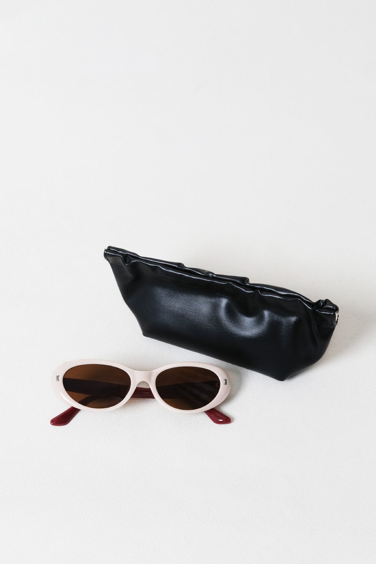 Lumière Oval Sunglasses - Creamy Pink Frame + Brown Lenses