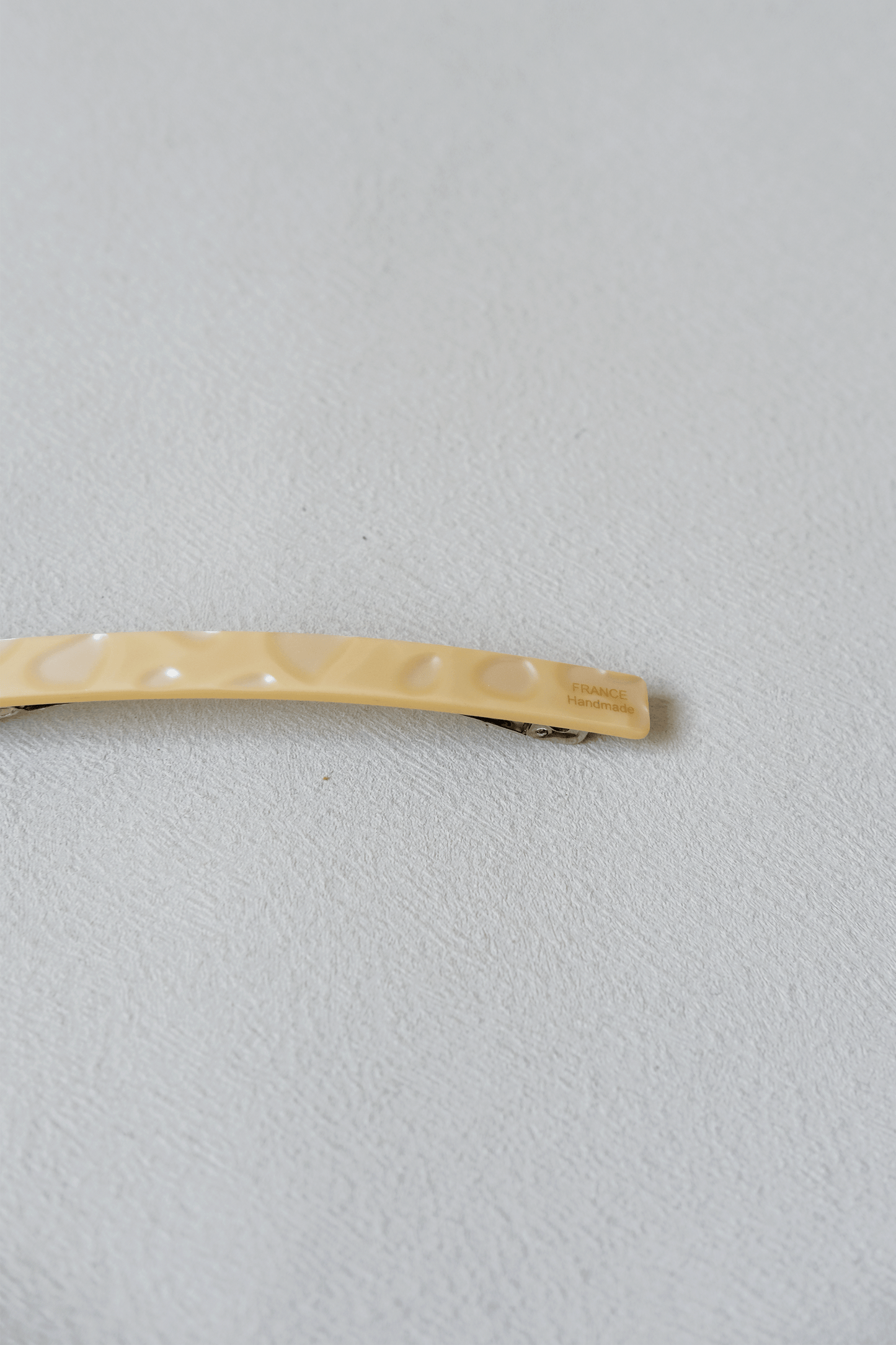 Linear Style Timeless Slim Barrette - Almond
