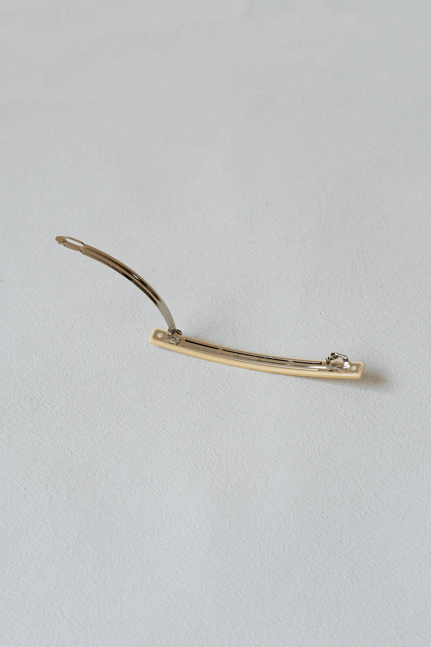 Linear Style Timeless Slim Barrette - Almond