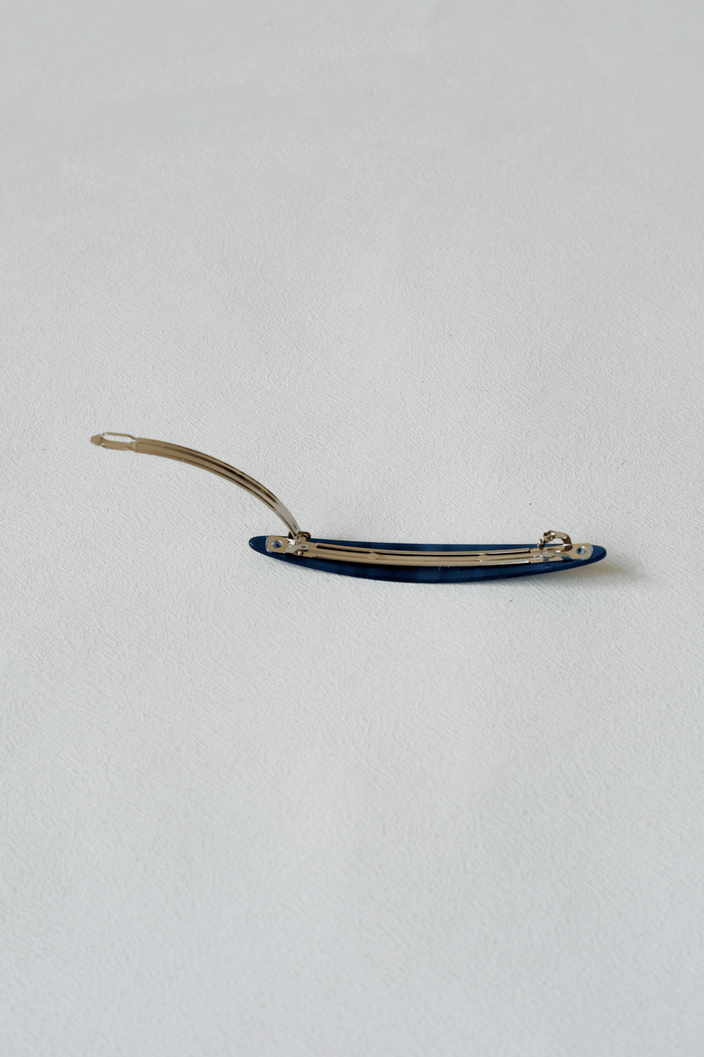 Oval Style Timeless Slim Barrette - Blue