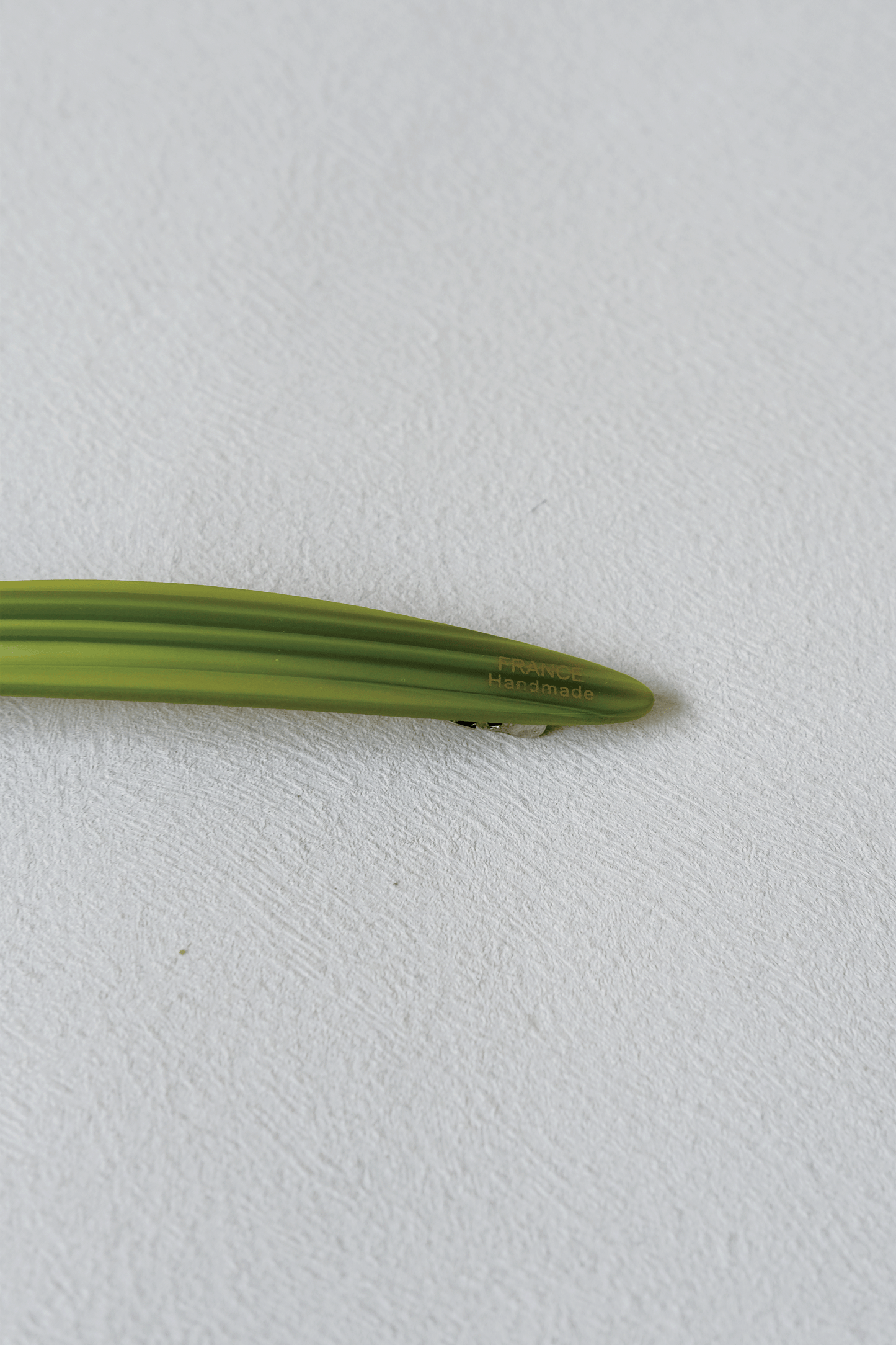 Oval Style Timeless Slim Barrette - Green