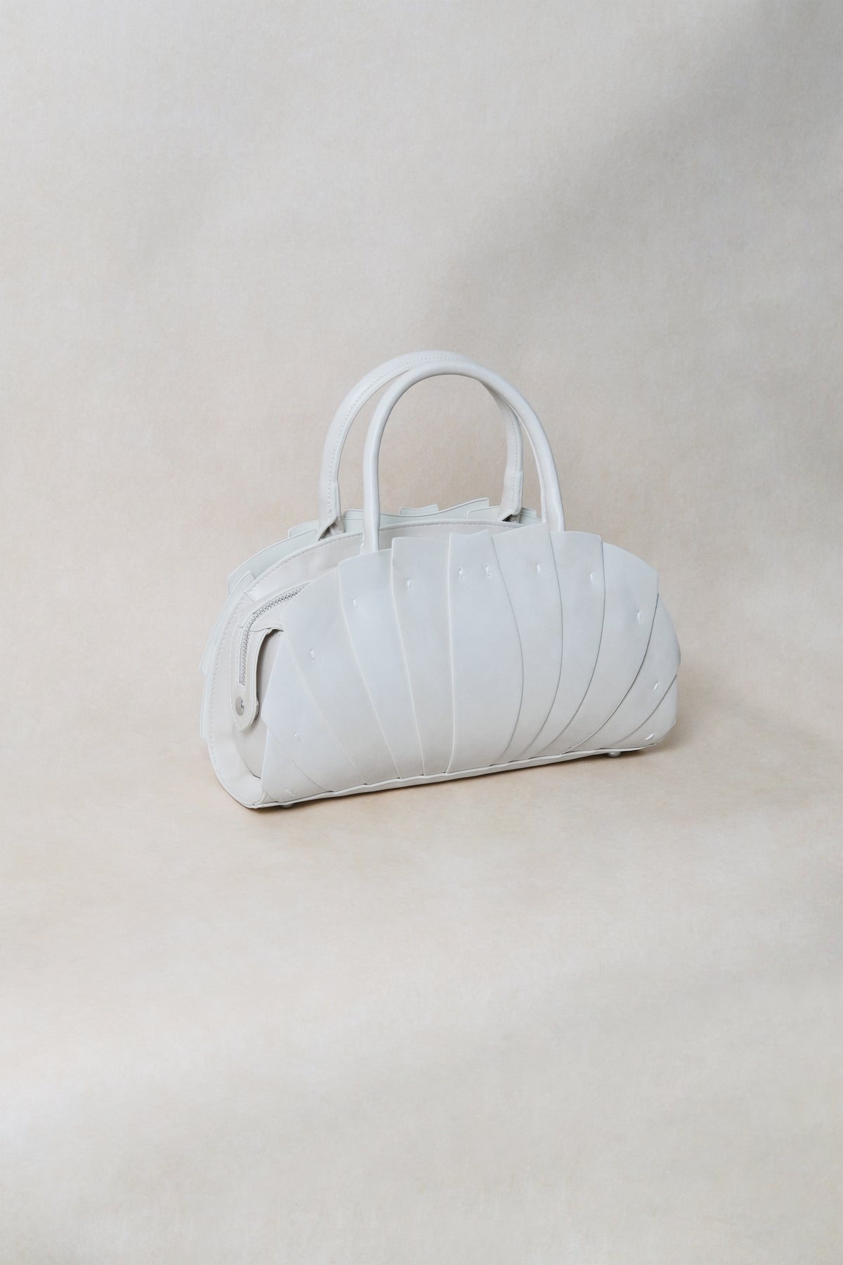 Artisan Lotus Grace Bag - White