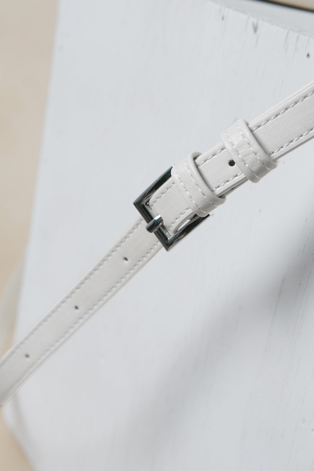 Artisan Lotus Grace Bag - White
