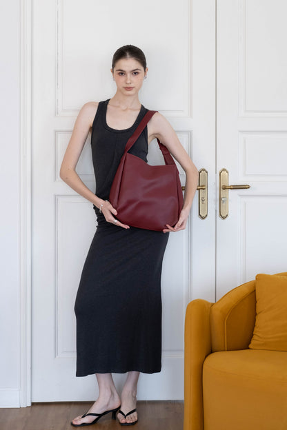 The Elara Tote - Wine Red