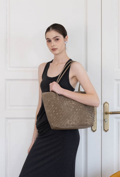 The Artisan Grande Tote - Earthy Green