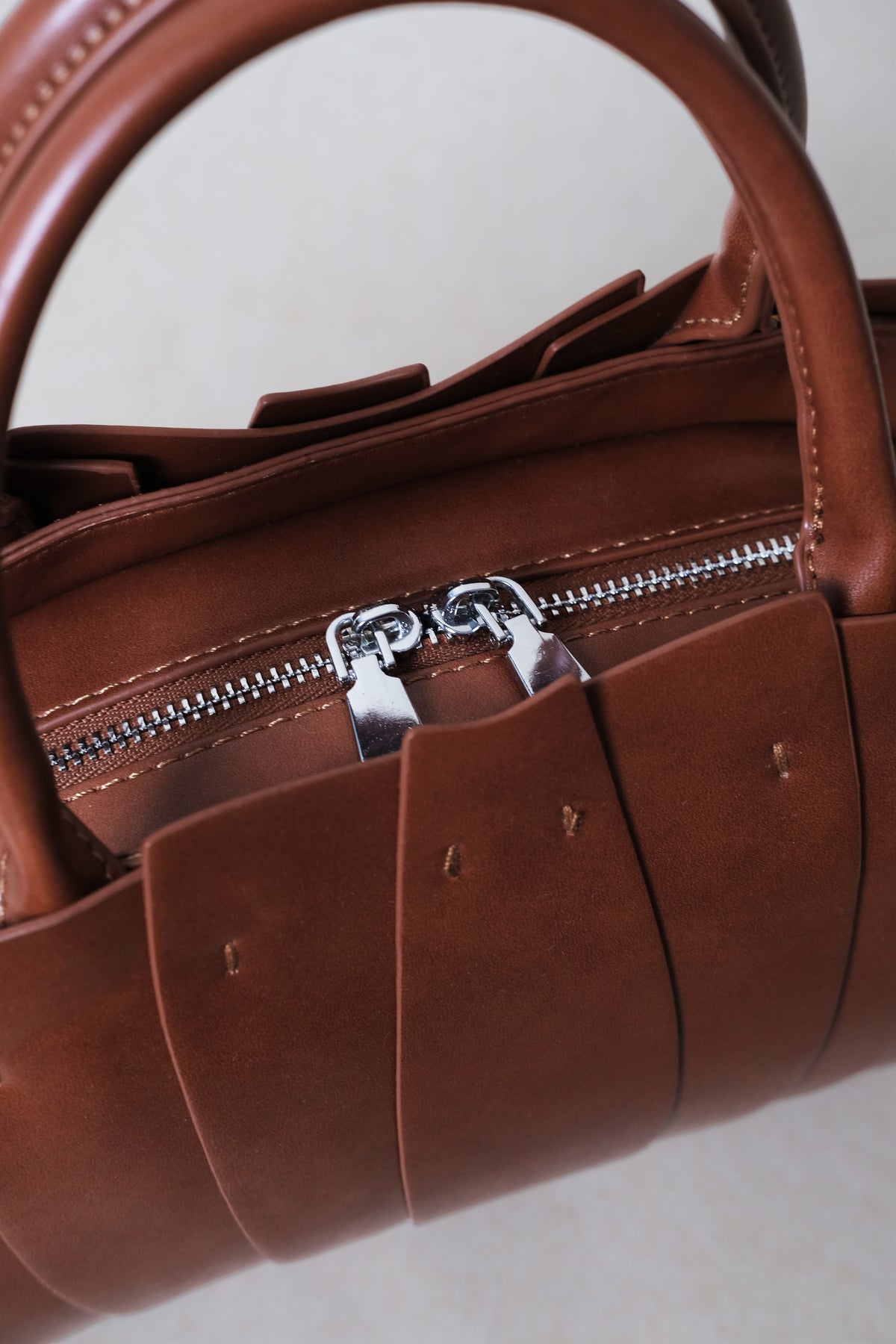 Artisan Lotus Grace Bag - Chestnut