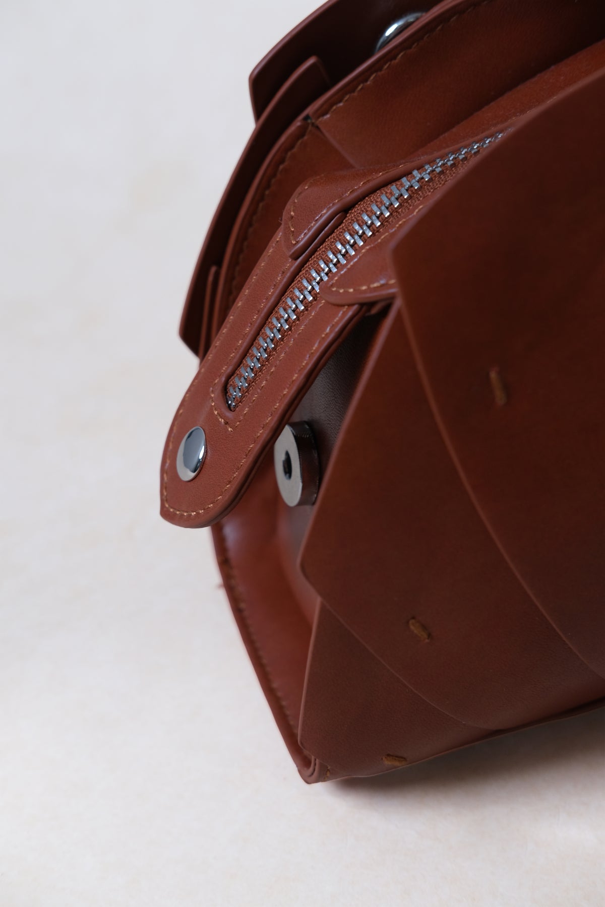 Artisan Lotus Grace Bag - Chestnut